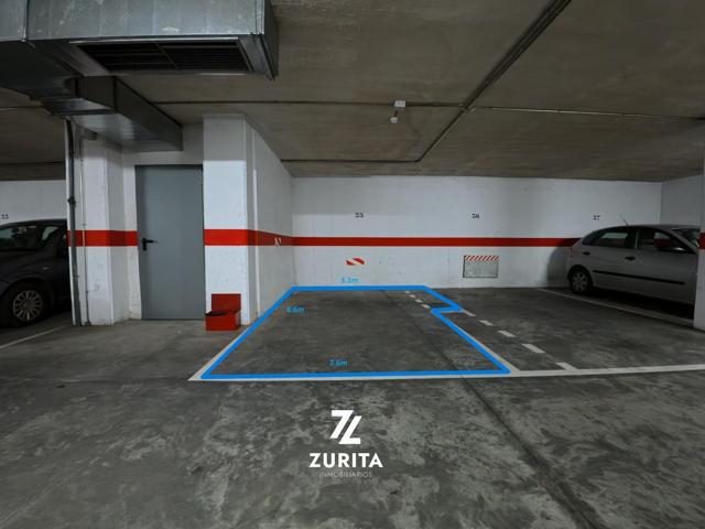 Plaza de garaje en edificio San Damián photo 0