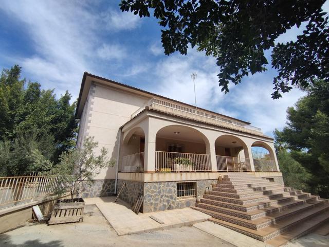 CHALET EN VENTA ZONA BONAVISTA photo 0