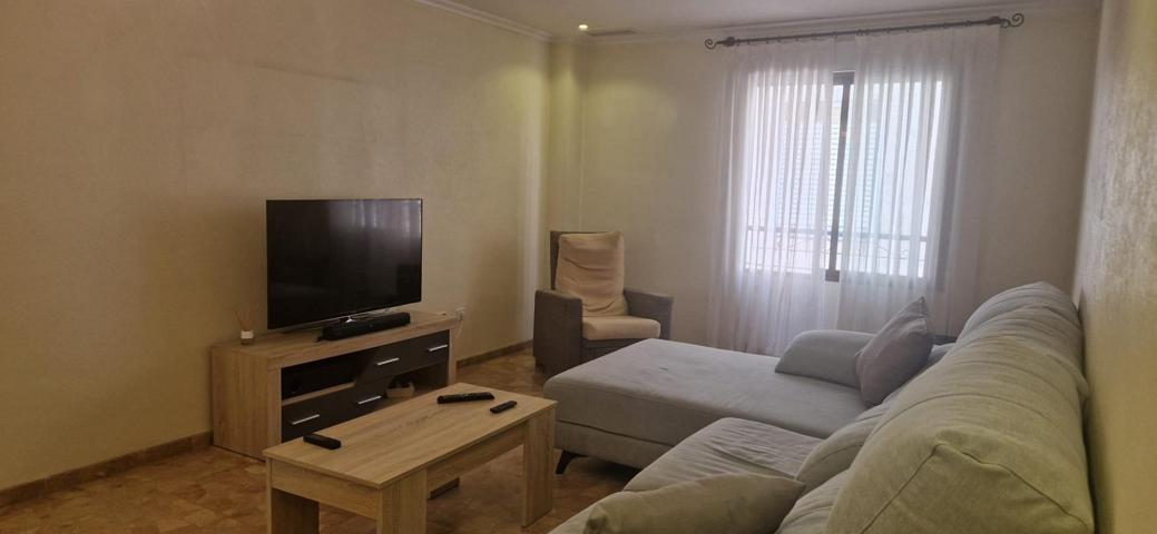 SE VENDE ESTUPENDO PISO EN EL CENTRO DE ELCHE photo 0