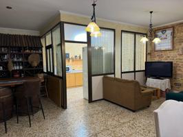 SE VENDE LOCAL CON PROYECTO Y CAMBIO DE USO. photo 0