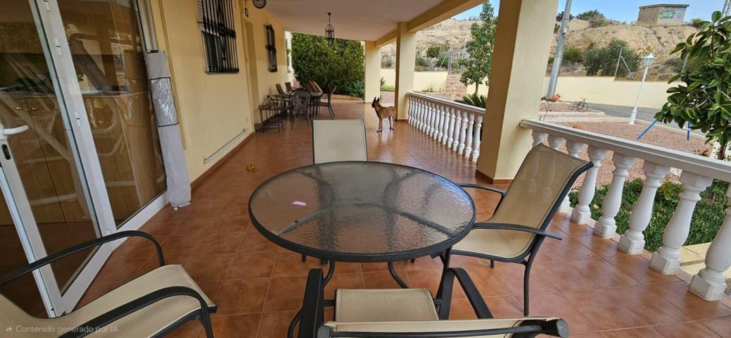 SE VENDE ESTUPENDO CHALET EN ZONA PARTIDA CARRUS. photo 0