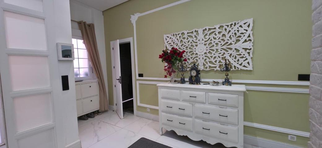 SE VENDE ESPECTACULAR CASA UNIFAMILAR TOTALMENTE REFORMADA photo 0