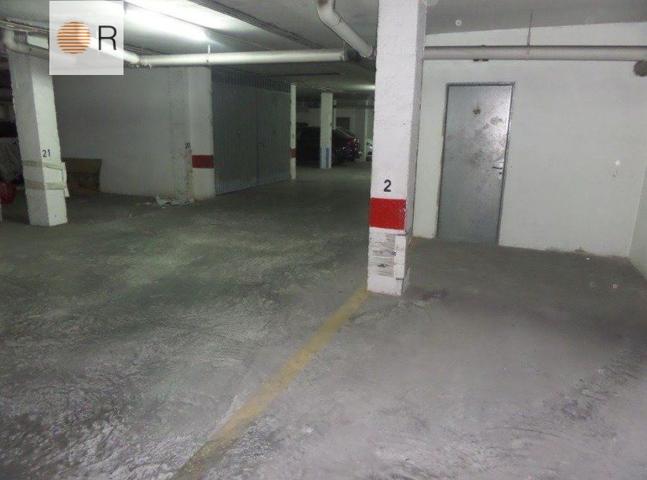 PARKING CON TRASTERO CERRADO Y POSIBILIDA DE CERRAR TODA LA PLAZA photo 0