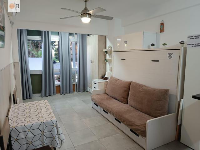 *🌊 Encantador apartamento con licencia turística frente a la playa en Benalmádena 🌊* photo 0