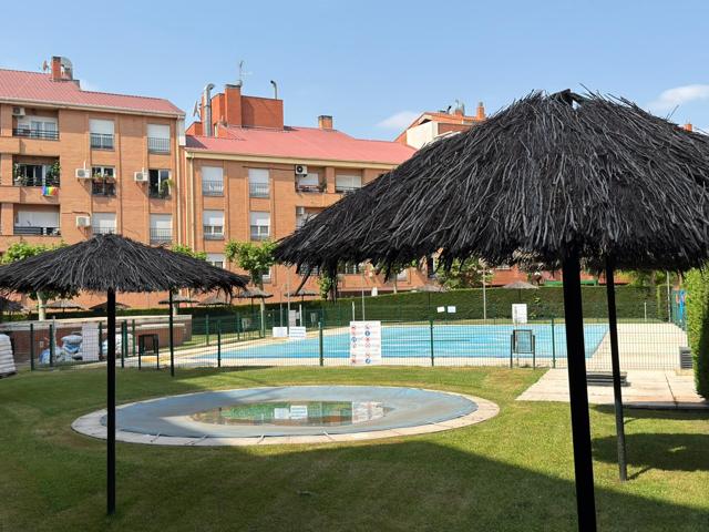 Urbanizacion privada, piscina !! photo 0