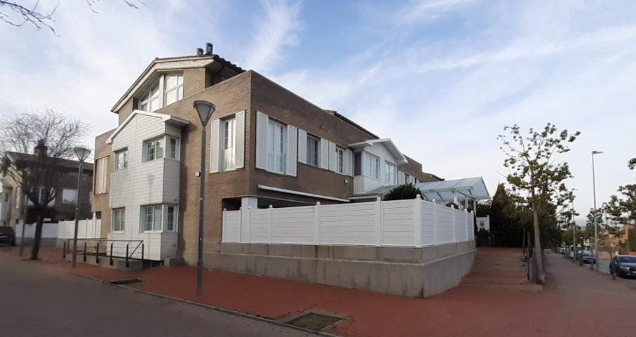 Unifamiliar adosada - Sant Quirze del Vallès photo 0