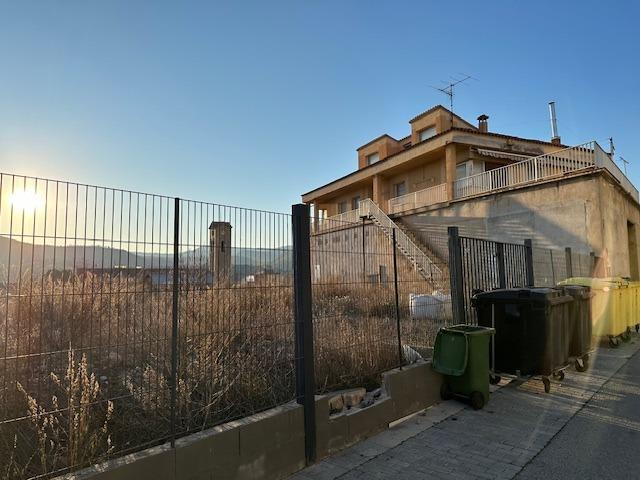 VENTA DE PARCELAS I SOLAR PER EDIFICAR EN CALLÚS photo 0