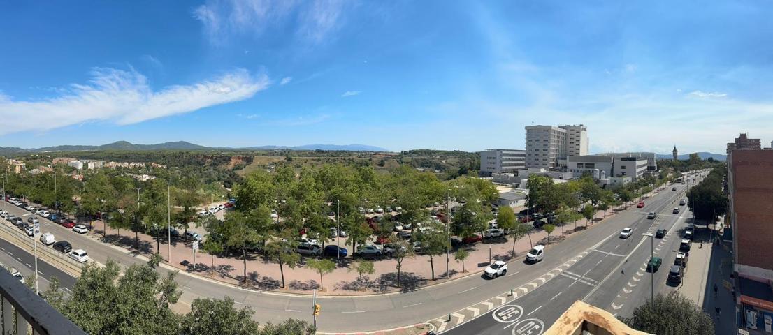 Piso a la venta en Sabadell para reformar a tu gusto photo 0