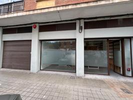 ESTUPENDO LOCAL COMERCIAL PARA ENTRAR Y CON POSIBILIADAD DE SER VIVIENDA EN MISLATA 300M2 400.000€ photo 0