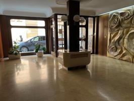 VENTA DE PISO EL PLA ( TODO EXTERIOR) photo 0