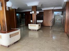 VENTA DE PISO EL PLA ( TODO EXTERIOR) photo 0