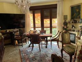 VENTA DE PISO EL PLA ( TODO EXTERIOR) photo 0