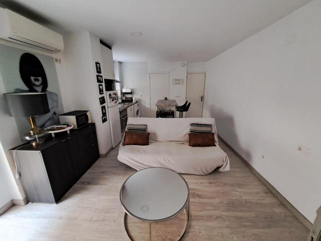 PISO COQUETO CON MUEBLES INCLUÍDOS EN ALCOY photo 0