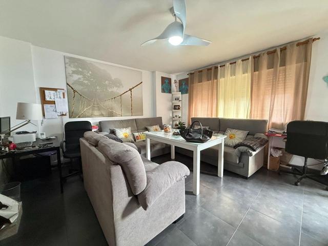 🏡 Piso de 4 Dormitorios cerca de la Estación de Autobuses 🚉 photo 0