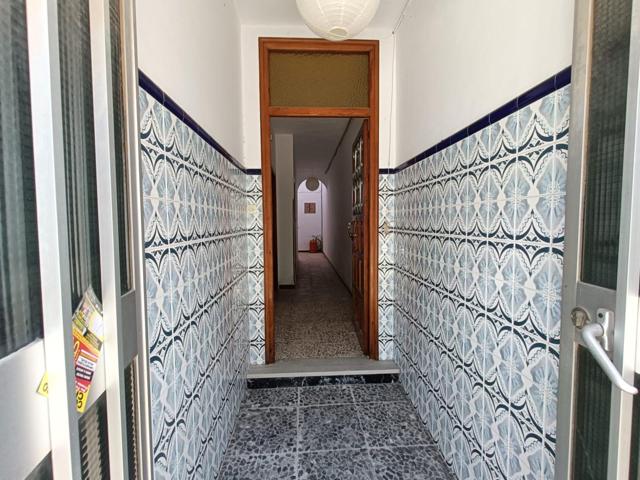 CASA BAJA CON GARAJE photo 0