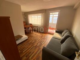 SE ALQUILA PISO IMPECABLE EN TRAVESÍA DE MEICENDE photo 0