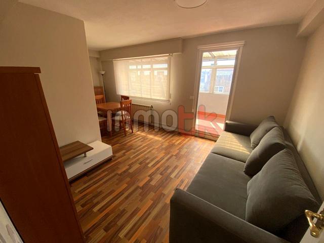 SE ALQUILA PISO IMPECABLE EN TRAVESÍA DE MEICENDE photo 0
