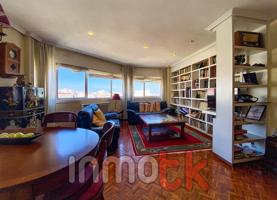 Piso en venta en A Coruña de 136 m2 photo 0