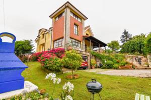 Casa - Chalet en venta en Boo de Piélagos de 400 m2 photo 0