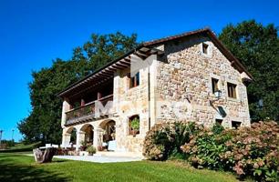 CASONA CANTABRA EN VENTA EN EL VALLE DE PENAGOS, CANTABRIA photo 0