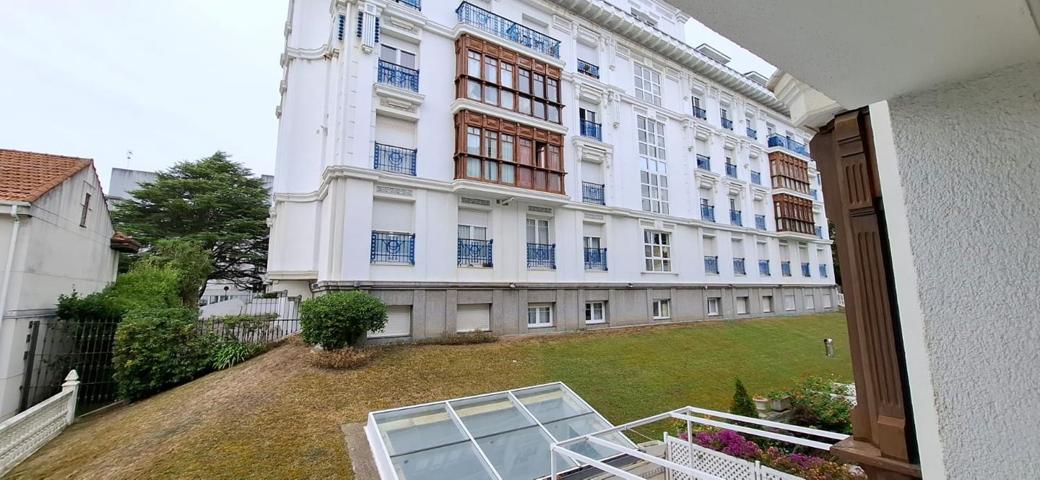 Apartamento en alquiler en Santander de 52 m2 photo 0