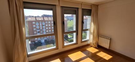 Piso en alquiler en Santander de 92 m2 photo 0