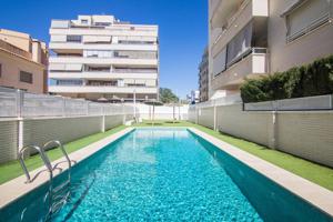 Coqueto piso con dos plazas de garaje en Travalón en urbanización con piscina photo 0