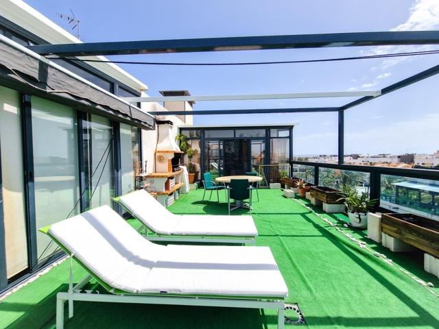 VENTA ÁTICO DÚPLEX CON AMPLIAS TERRAZAS CON CERRAMIENTOS, PISCINA, GARAJE, TRASTERO, CAMPO FÚTBOL photo 0