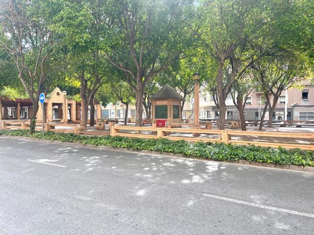 Preciosa vivienda totalmente reformada en zona Plaza Madrid junto Av. Libertad !!! photo 0