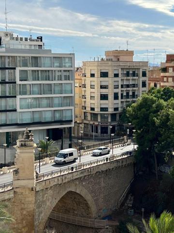 Ático de lujo con terraza y vistas al río en pleno centro de Elche – Reformado y con garaje incluido photo 0