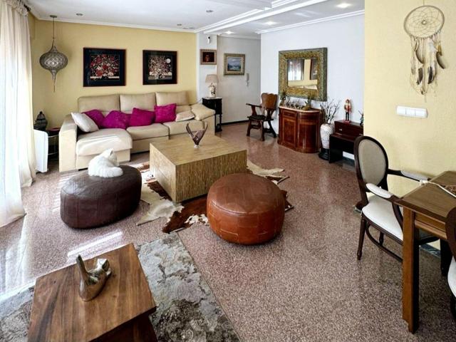 PISO SEÑORIAL EN EL CENTRO DE ELCHE photo 0