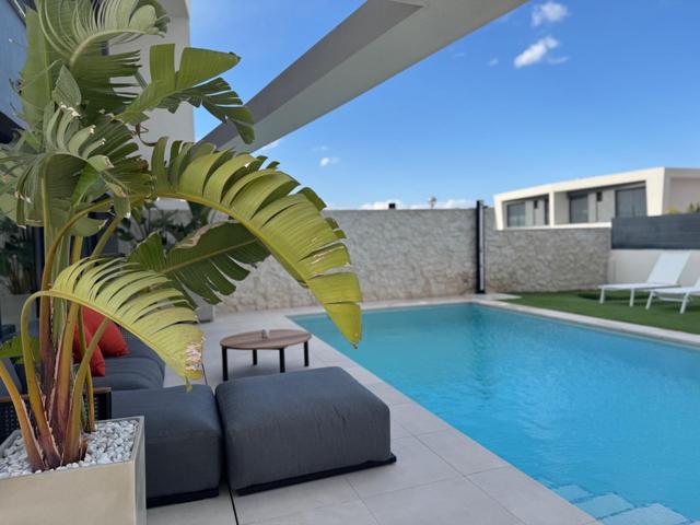 VILLA PAREADA EN GRAN ALACANT LLAVE EN MANO photo 0