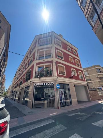 VIVIENDA EN VENTA ZONA PALACIO CONGRESOS CON PLAZA DE GARAJE MISMA FINCA photo 0