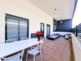 ESTUPENDA PLANTA BAJA ESQUINA, 30M TERRAZA, GARAJE, TRASTERO, PISCINA, REFORMADA, CAMPO FÚTBOL photo 0