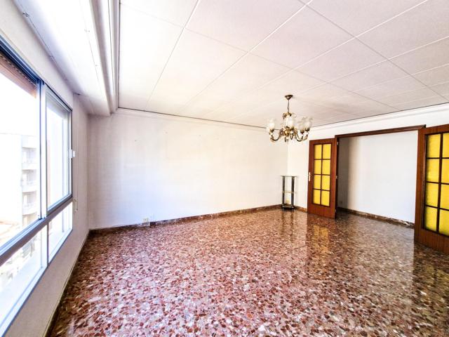 VENTA PISO 140M, ASCENSOR, 4 DORM, 2 BAÑOS, ZONA JESUITINAS, CENTRO ELCHE photo 0
