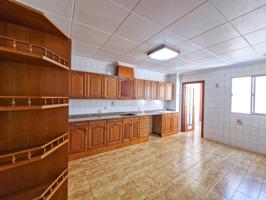 VENTA PISO 140M, ASCENSOR, 4 DORM, 2 BAÑOS, ZONA JESUITINAS, CENTRO ELCHE photo 0