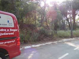 CALONGE: Parcela 626 m2 . MUY LLANA en Urb.Mas Pere, CON TODAS LAS CALLES Y SERVICIOS PARA ESTRENAR photo 0
