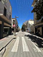 PALAMÓS: Local en PRIMERÍSIMA línea comercial ¡LISTO PARA ENTRAR! Con aseo, almacén y calefacción. photo 0