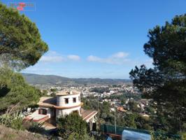 CALONGE: Parcela edificable de 630 m2. las mejores vistas pueden ser tuyas! photo 0