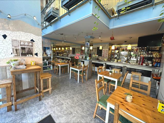 PALAMÓS: SE VENDE LOCAL con negocio de BAR - CAFETERÍA ya montado y listo para abrir!! photo 0
