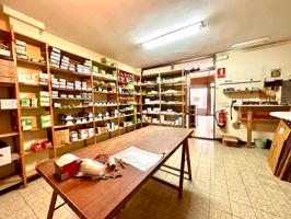 PALAMÓS: ! oportunidad ! LOCAL COMERCIAL CÉNTRICO DE 113 M2, PLANTA BAJA + ALTILLO + 2 ASEOS photo 0