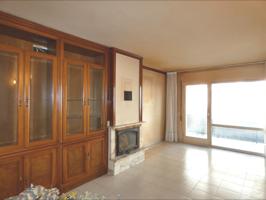 PALAMÓS: !GRAN OPORTUNIDAD! PISO A 200 METROS DE LA PLAYA, CON ASCENSOR Y PATIO DE 20 m2. photo 0