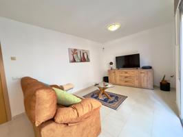 PALAMÓS: PISO PARA ENTRAR A VIVIR EN AVDA. CATALUÑA, CON ASCENSOR Y PARQUING INCLUÍDO. photo 0