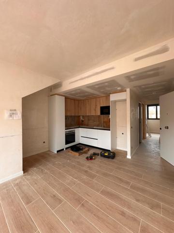 PALAMÓS: ÁTICO DÚPLEX NUEVO A ESTRENAR CÉNTRICO, CON ASCENSOR Y POSIBILIDAD DE PLAZA DE PARQUING. photo 0