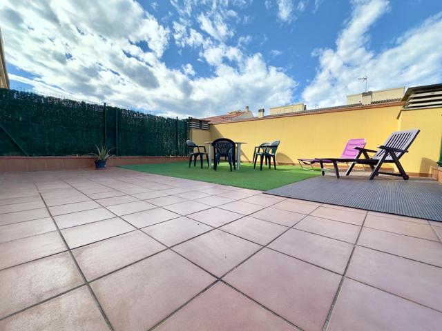 PALAMÓS: PISO PARA ENTRAR A VIVIR EN AVDA. CATALUÑA, CON ASCENSOR Y PARQUING INCLUÍDO. photo 0