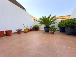 PALAMÓS: DÚPLEX CON ASCENSOR A 3ª LINIA DE MAR CON PARQUING Y TRASTERO INCLUIDOS photo 0