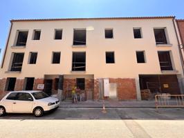 CALONGE: NUEVA CONSTRUCCIÓN DE 8 APARTAMENTOS CON PARQUING INCLUÍDO Y PISCINA - JARDÍN COMUNITARIA photo 0