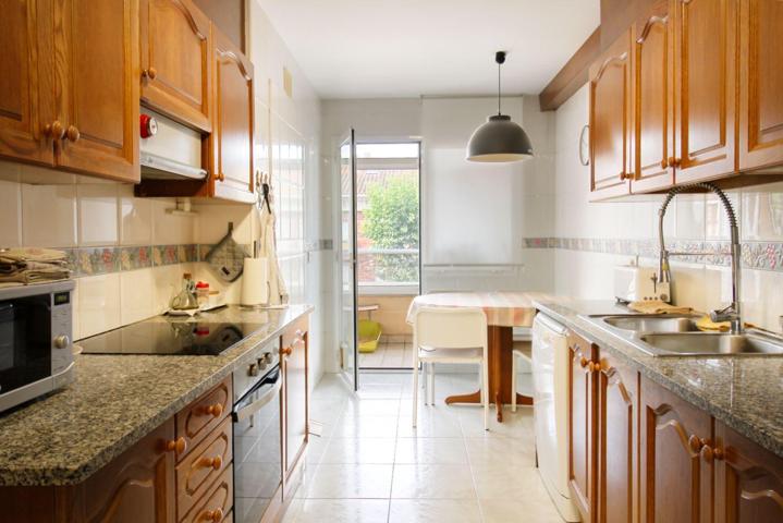 PALAMÓS: DÚPLEX EN AVDA. CATALUÑA CON GRAN GARAJE CERRADO photo 0