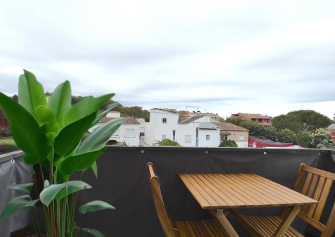 CALONGE: ÁTICO DÚPLEX CON TERRAZA Y GARAJE INCLUIDO photo 0
