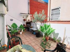GRAN CASA IDEAL PARA 2 FAMILIAS CON GARAJE PARA 5 COCHES!!! photo 0